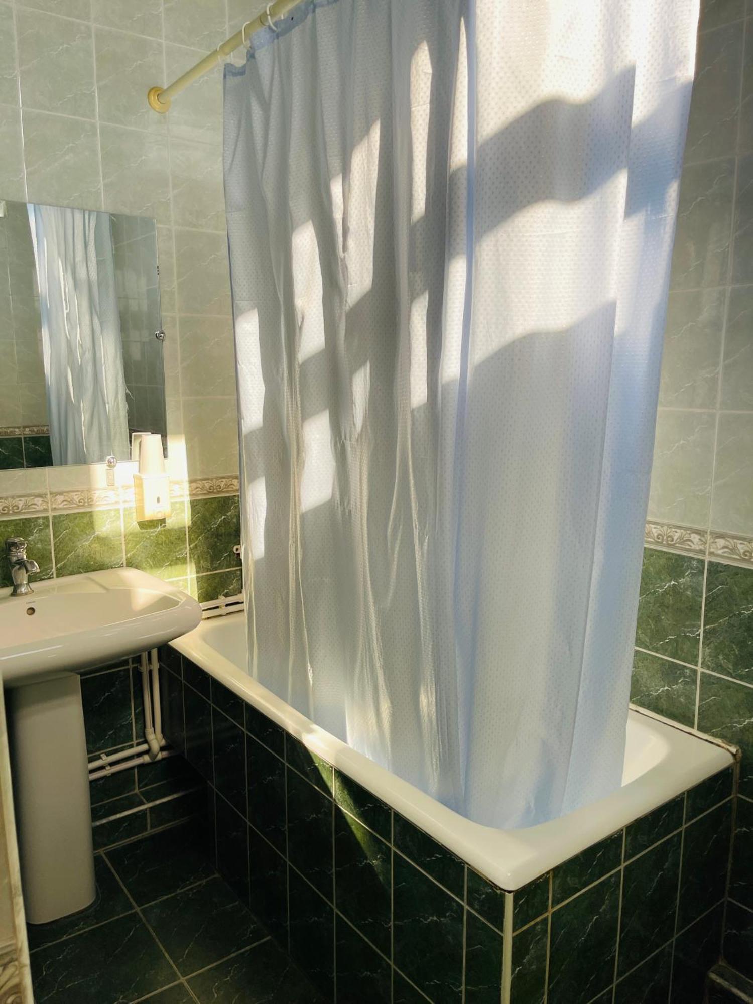 Green Hotel Taszkent Zewnętrze zdjęcie